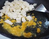 苦瓜炒鹹蛋的食譜步驟1照片