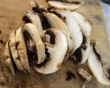 Foto del paso 3 de la receta: Ensalada de espinacas con tocino a la G