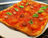 Foto del paso 5 de la receta: Coca de Verduras con Salchichas frescas