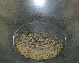 A picture of step 4 of Green peas masala.