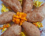 A picture of step 4 of Rawa coconut Gujiya.