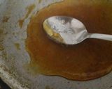 A picture of step 6 of Chocolate  Makhana Mini Pie....topup with caramelise  makhana.