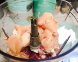 Foto langkah ke 1 dari resep Bakso ayam mix sapi ala Binsele.