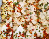 Foto del paso 3 de la receta: Merluza con patatas al pimentón