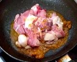 รูปขั้นตอนการทำที่ 4 ของ แกงพริกไก่ใส่มะเขือเปราะ