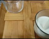 A picture of step 3 of Panna cotta with Fresh berries.