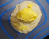 Foto langkah ke 3 dari resep Garlic Pullapart.
