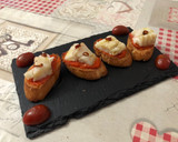 Foto del paso 6 de la receta: Bacalao confitado con crema de pimiento morrón y guindilla cayena y el otro pincho con pil pil