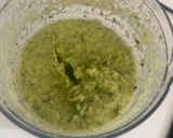 Une image de l'étape 4 de Verrines de purée de courgettes à la menthe et feta.