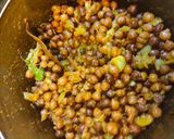 A picture of step 6 of Manipur style Chana Kanghou / kala chana.