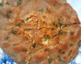 A picture of step 5 of Stuffed paneer paratha with barley flour.