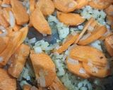 Foto del paso 1 de la receta: Pollo arvejado