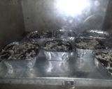 Foto langkah ke 6 dari resep Brownies Coklat Panggang (DCC+HILO Belgian Chocolate Milk).