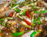 Hình bước làm 2 của món Cá linh kho nước dừa