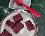 A picture of step 2 of Beetroot Burfi.