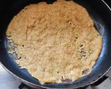 A picture of step 3 of Sabudana varai dosa.