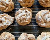 Foto del passaggio 5 della ricetta Kardemummabullar - brioche svedesi al cardamomo