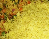 A picture of step 4 of Turmeric Fried rice.