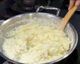 नारियल की बर्फ़ी (nariyal ki barfi recipe in Hindi) रेसिपी चरण 3 फोटो