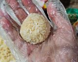 Foto langkah ke 2 dari resep Bola-bola Nasi Uduk.