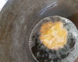 सिघांड़े के आटे की पूरी (singhare ke aate ki poori recipe in Hindi) रेसिपी चरण 3 फोटो