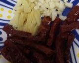 Gambar langkah 2 resipi Daging kicap cili kering.