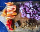 Foto langkah ke 1 dari resep Tumis Bawang.