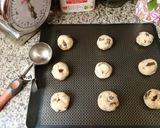Une image de l'étape 3 de Cookies moelleux au chocolat noir.