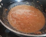 A picture of step 2 of Wheat flour halwa.