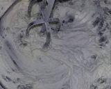 A picture of step 2 of Panda biscuits.