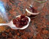 Foto del paso 3 de la receta: Ensalada navideña con manzana y arándanos