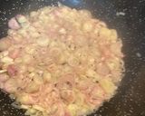 Foto del paso 2 de la receta: Salsa boloñesa con chalotas y calabaza asada