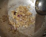 A picture of step 2 of Dal Makhani.