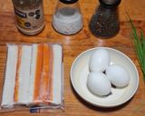 Foto del paso 1 de la receta: Sandwiches de surimi y huevo