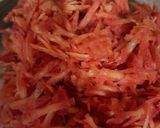 A picture of step 1 of Jaggery carrot rice.