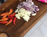 Foto langkah ke 2 dari resep Sambal Goreng Baby Cumi.