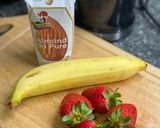 A picture of step 1 of Strawberry smoothie | dairy-free.