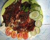 Foto langkah ke 5 dari resep Ikan mujair panggang kecap asam manis.