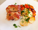 Foto del paso 5 de la receta: Rollitos de pavo rellenos, patatas y zanahorias al perejil
