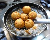 पोहा बॉल रेसीपी (Poha Boll Recipe in Hindi) रेसिपी चरण 9 फोटो