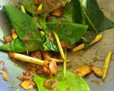 Foto langkah ke 3 dari resep Nasi Kuning Tradisional.