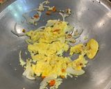Foto langkah ke 3 dari resep Nasi goreng sederhana.