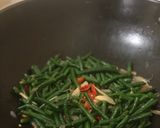 Foto langkah ke 4 dari resep Tumis Kacang Panjang Ala Aku.
