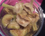 Foto del paso 1 de la receta: Alcachofas guisadas con zanahoria y jamón