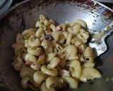 A picture of step 3 of Chicken Cheese Sausage Pasta.