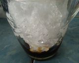 Foto langkah ke 2 dari resep Ice Coffee Milk with Palm Sugar.