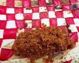 Foto langkah ke 6 dari resep Dadar Gulung Merah Putih.