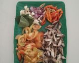 Foto langkah ke 1 dari resep Tumis Ikan Asap.
