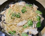 白醬雞胸義大利麵的食譜步驟7照片