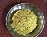 A picture of step 2 of Matar Paratha.